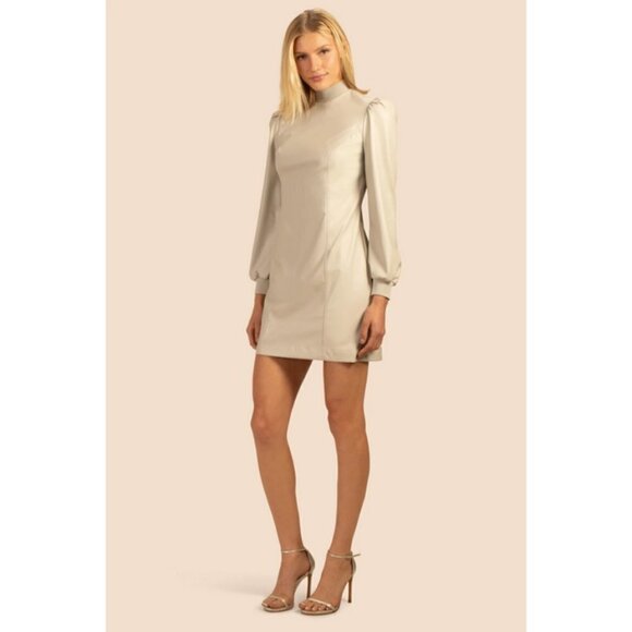 💕TRINA TURK💕 Wrigley Dress ~ Vegan Leather Oyster White 8 NWT - Picture 3 of 12